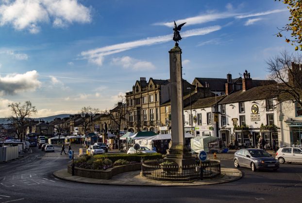 skipton-town-in-england-1478880011l2X